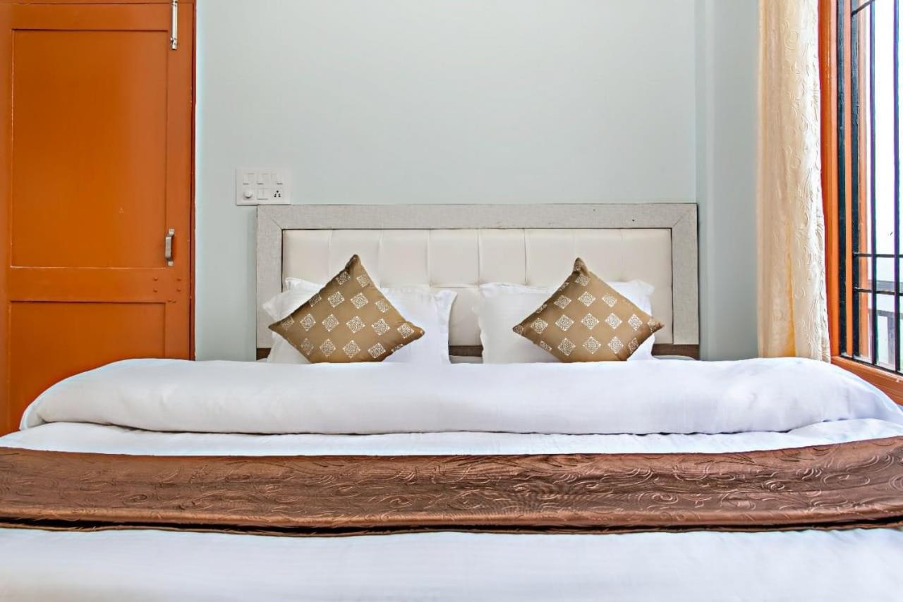 Himalyan Basera I Pvt Balcony I Serviced Apt I By Exotic Stays Касаули Экстерьер фото