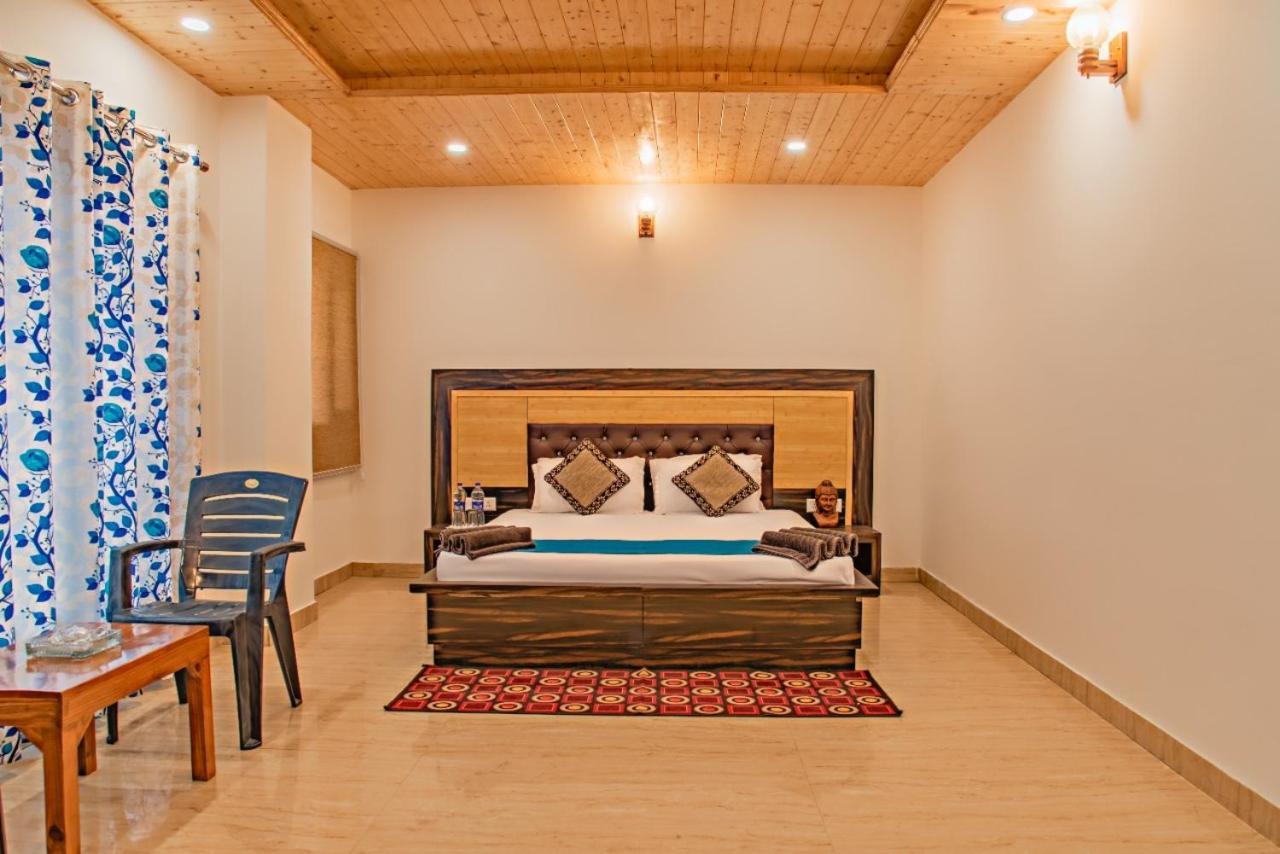Himalyan Basera I Pvt Balcony I Serviced Apt I By Exotic Stays Касаули Экстерьер фото
